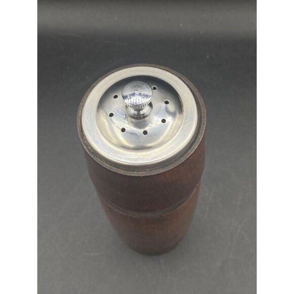 Baribocraft Canada Wood Pepper Mill Grinder Baribo 7 1/4” Vintage MCM - Picture 2 of 8